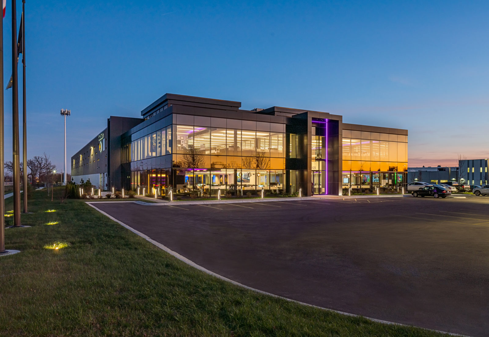 Featuring a 61,888squarefoot stateoftheart headquarters at 1425